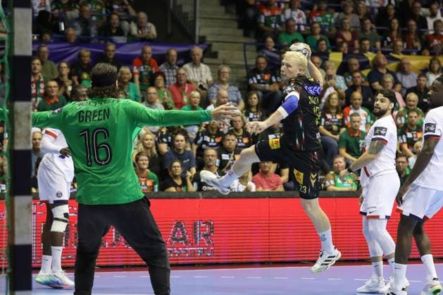10 09 2025, xtgx, Handball, EHF Champions League, SC Magdeburg Paris Saint Germain v l Magnus Saugstrup Magdeburg, 23 throws goal, goal scorer, scores goal, scores the goal Magdeubrg
