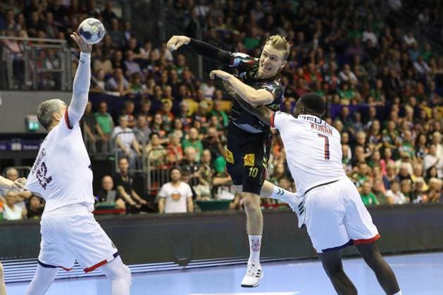 10 09 2025, xtgx, Handball, EHF Champions League, SC Magdeburg Paris Saint Germain v l Gisli Thorgeir Kristjansson Magdeburg, 10 throws goal, goal scorer, scores goal, scores the goal Magdeubrg