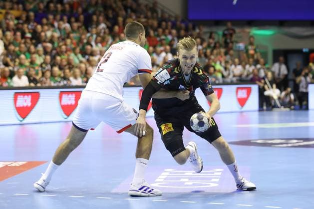 10 09 2025, xtgx, Handball, EHF Champions League, SC Magdeburg Paris Saint Germain v l Mateo Maras Paris, 2 , Gisli Thorgeir Kristjansson Magdeburg, 10 duel, duel, fight, tackle Magdeubrg