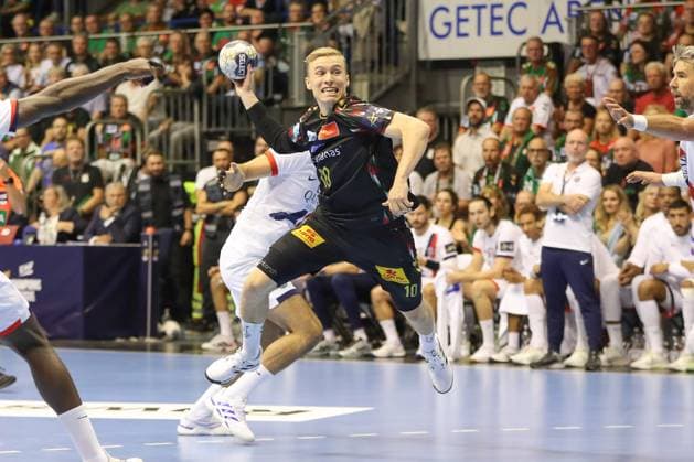 10 09 2025, xgox, Handball, EHF Champions League, SC Magdeburg Paris Saint Germain v l Gisli Thorgeir Kristjansson Magdeburg, 10 throws goal, goal scorer, scores goal, scores the goal Magdeburg