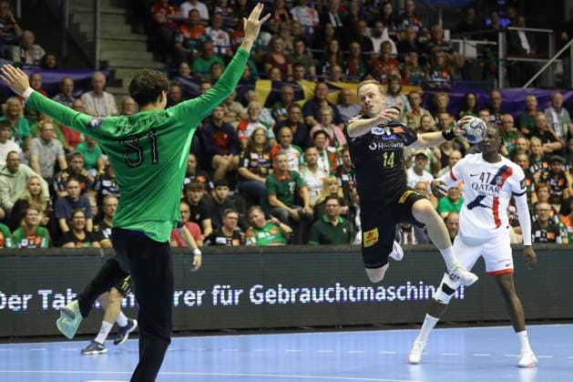 10 09 2025, xtgx, Handball, EHF Champions League, SC Magdeburg Paris Saint Germain v l Stanis Soullier Paris, 81 , Omar Ingi Magnusson Magdeburg, 14 throws goal, goal scorer, scores goal, scores the goal Magdeubrg