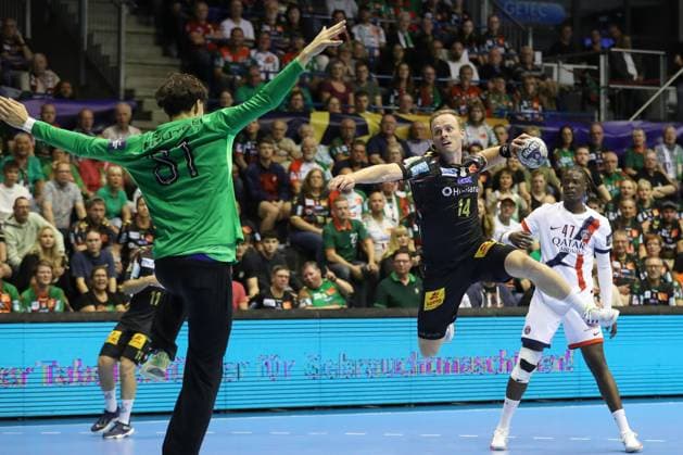 10 09 2025, xtgx, Handball, EHF Champions League, SC Magdeburg Paris Saint Germain v l Stanis Soullier Paris, 81 , Omar Ingi Magnusson Magdeburg, 14 throws goal, goal scorer, scores goal, scores the goal Magdeubrg