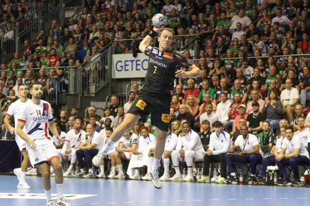 10 09 2025, xgox, Handball, EHF Champions League, SC Magdeburg Paris Saint Germain v l Felix Claar Magdeburg, 7 throws goal, Torschuetze, scores goal, Treffer, scores the goal Magdeburg