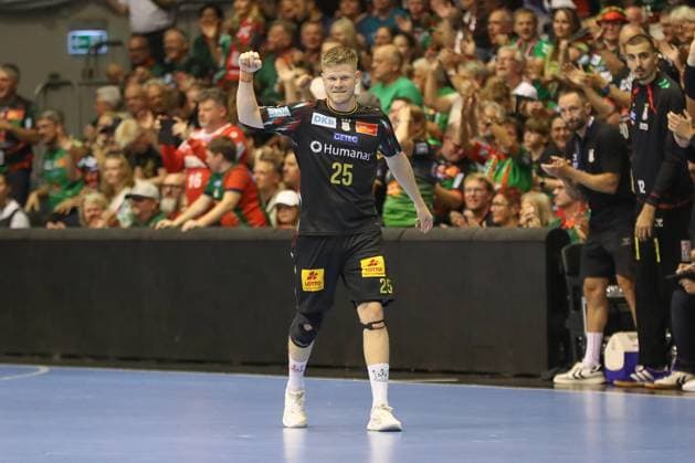 10 09 2025, xgox, Handball, EHF Champions League, SC Magdeburg Paris Saint Germain v l Sebastian Barthold Magdeburg, 25 jubilation, goal celebration, celebrate the goal, celebration Magdeburg