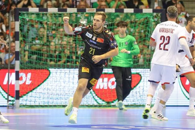 10 09 2025, xgox, Handball, EHF Champions League, SC Magdeburg Paris Saint Germain v l Albin Lagergren Magdeburg, 21 jubilation, goal celebration, jubelt über das Tor, celebrate the goal, celebration Magdeburg