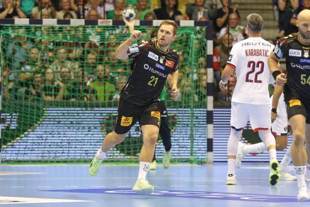 10 09 2025, xgox, Handball, EHF Champions League, SC Magdeburg Paris Saint Germain v l Albin Lagergren Magdeburg, 21 jubilation, goal celebration, jubelt über das Tor, celebrate the goal, celebration Magdeburg