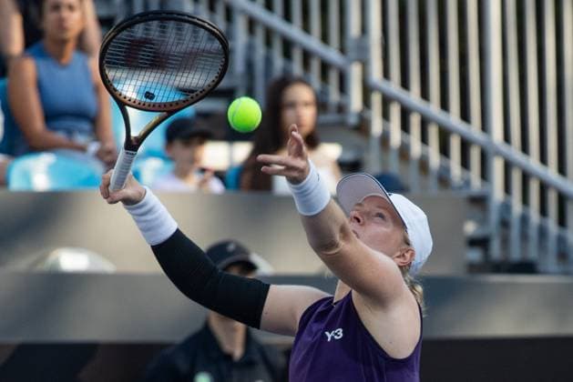 WTA, Tennis Damen 250 SP OPEN SaO PAULO, SP - 10.09.2025: WTA 250 SP OPEN - Marking the return of the professional women& 39;s tennis circuit to the capital of Sao Paulo after 25 years, the SP Open, WTA 250 of Sao Paulo, takes place from September 6 to 14 at Parque Villa Lobos. In the photo, British Francesca Jones in a match against American Whitney Osuigwe on Wednesday afternoon (10). (Photo: Rodilei Morais Fotoarena) x2804207x  RodileixMorais