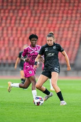Switzerland UEFA Women s Europa Cup GC Women s Football vs BIIK Shymkent Letzigrund Stadium, Zurich Giulia Looser 24 Grasshopper Club , left, in action Copyright: xPriscilaxBütlerx