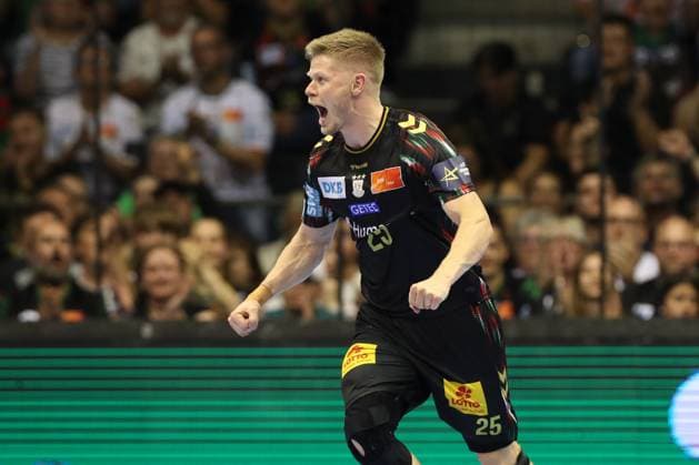 10 09 2025, xtgx, Handball, EHF Champions League, SC Magdeburg Paris Saint Germain v l Sebastian Barthold Magdebug, 25 Jubel, Torjubel, jubelt ueber das Tor, celebrate the goal, celebration Magdeubrg
