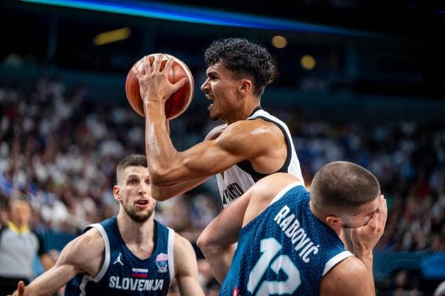 Basketball Riga 10 09 2025 DBB International Mens EuroBasket 2025 Quarterfinals Germany GER Slovenia SLO Tristan Da Silva Germany, No 05 Rok Radovic Slovenia, No 12