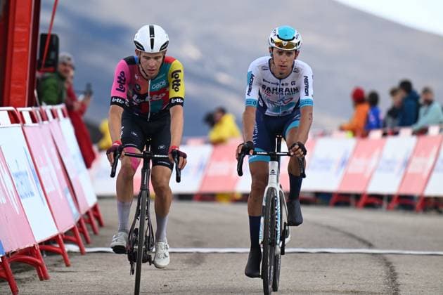 10-09-2025 Vuelta A Espana; Tappa 17 O Barco De Valdeorras - Alto De El Morredero; 2025, Lotto; 2025, Bahrain - Victorious; Gregaaard Wilsly, Jonas; Tiberi, Antonio; Alto De El Morredero - Ponferrada; 