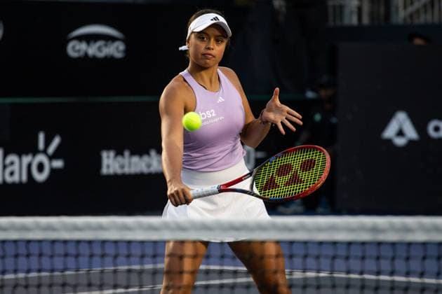 WTA, Tennis Damen 250 SP OPEN SaO PAULO, SP - 10.09.2025: WTA 250 SP OPEN - Marking the return of the professional women& 39;s tennis circuit to the capital of Sao Paulo after 25 years, the SP Open, WTA 250 of Sao Paulo, takes place from September 6 to 14 at Parque Villa Lobos. In the photo, Brazilian Nauhany Vitoria Leme da Silva, Nana, in a match against Argentine Solana Sierra at the end of the afternoon this Wednesday (10). (Photo: Rodilei Morais Fotoarena) x2804337x  RodileixMorais