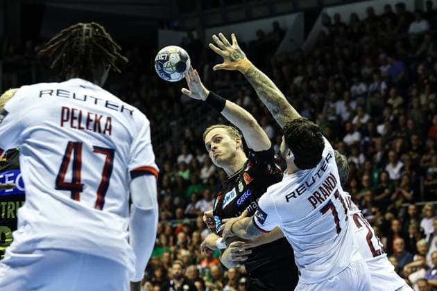 Omar Ingi Magnusson SC Magdeburg,14 vs Wallem Peleka Paris Saint Germain,47 Handball Machineseeker Champions League Season 2025 2026 SC Magdeburg vs Paris Saint Germain at the GETEC Arena in Magdeburg Action,Handball,Germany,10 09 2025