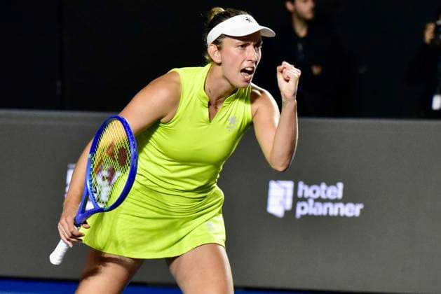 WTA GUADALAJARA 250 OPEN WTA GUADALAJARA 250 OPEN MARTENS VS JACQUEMOT 10092025 GUADALAJARA, JALISCO Action photo of Elise Martens of Belgium, during day 3 the WTA Guadalajara 250 Open, held at the Centro Panamericano de Tenis of Guadalajara, Jalisco, Mexico Action photo of Elise Martens of Belgium, during day 3 of the WTA Guadalajara 250 Open, held at the Centro Panamericano de Tenis of Guadalajara, Jalisco, Mexico PHOTO BY IMAGENSHOP AGENCIA FOTOGRAFICA GUADALAJARA JALISCO MEXICO Copyright: xIMAGENSHOPxAGENCIAxFOTOGRAFICAx