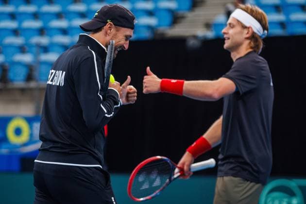 Zizou Bergs, Belgian assistant coach Ruben Bemelmans and Belgian Zizou Bergsa pictured during a training practice of the Belgian team, Thursday 11 September 2025, in Ken Rosewall Arena, Sydney, Australia. Belgium will compete this weekend in the second round of the Davis Cup qualifiers against Australia. PATRICKxHAMILTON  x133904191x