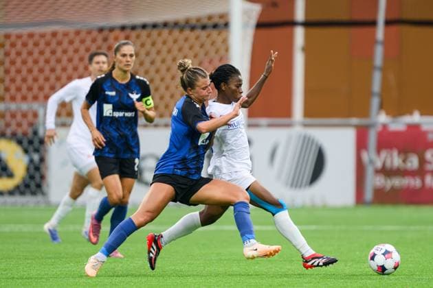 HB Koge v Farul Constanta, UEFA Women™s Europa Cup, Koge, Denmark Koge, Denmark. 10th, September 2025. Estelle Gnaly (R) of Farul Constanta and Emma Pelkowski (L) of HB Koge seen during the UEFA Women™s Europa Cup qualification match between HB Koge and Farul Constanta at Koge Stadion in Koge. Denmark, Koge  Copyright: xGonzalesxPhoto DennisxJacobsenx