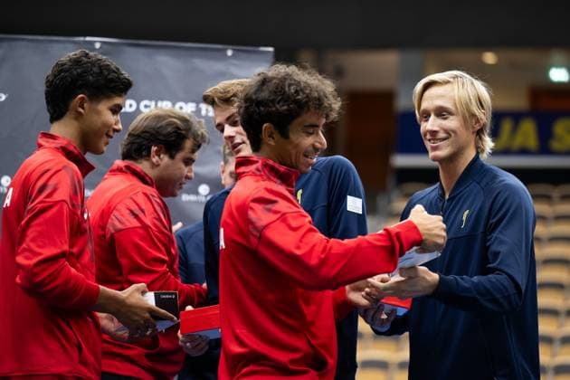 250911 Moez Echargui of Tunisia exchange gifts with Leo Borg of Sweden during the Davis Cup draw ceremony ahead of the match between Sweden and Tunisia on September 11, 2025 in Partille Photo Mathias Bergeld BILDBYRAN kod MB MB1200 tennis davis cup lottningen lotting draw ceremony sverige sweden bbeng tunisien tunisia  Copyright: MATHIASxBERGELD BB250911MB035