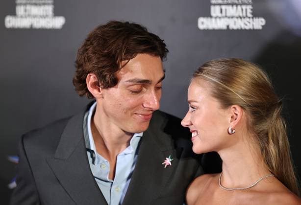 (250911) -- TOKYO, Sept. 11, 2025 -- Swedish pole vaulter Armand Duplantis (L) and his partner Desire Inglander attend an event marking the one-year countdown to the World Athletics Ultimate Championship 2026 in Tokyo, Japan, Sept. 11, 2025. ) (SP)JAPAN-TOKYO-WORLD ATHLETICS-ULTIMATE CHAMPIONSHIP-ONE-YEAR-COUNTDOWN JiaxHaocheng 