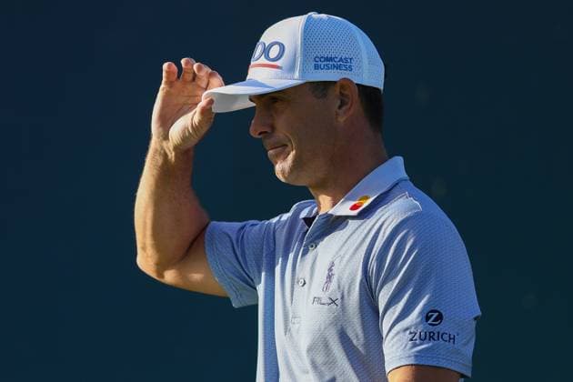 11th September 2025; Wentworth Club, London, England; The BMW PGA, Golf Herren Championship Round 1; Billy Horschel& x2003;of USA is introduced to the fans at the 1st tee  HenningxvonxJagow