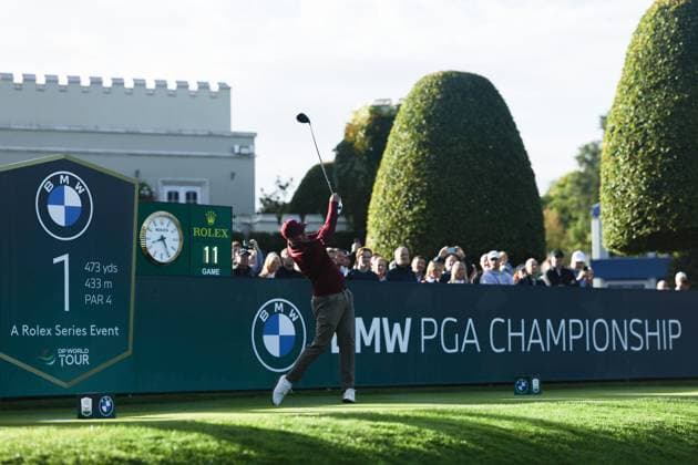 11th September 2025; Wentworth Club, London, England; The BMW PGA, Golf Herren Championship Round 1; Adam Scott& x2003;of Australia tees off from the 1st tee  HenningxvonxJagow