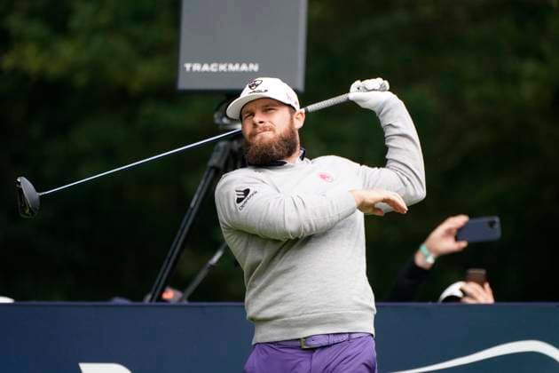 BMW PGA, Golf Herren 2025 Tyrrell Hatton In action on the 1st day at The BMW PGA, Wentworth (West) GC, Virginia Water, Surrey, England. UK 11th September 2025 Copyright: xMarkxNewcombex