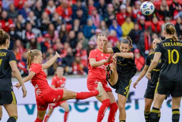 Football, Women, CL Quali, SK Brann - Manchester United