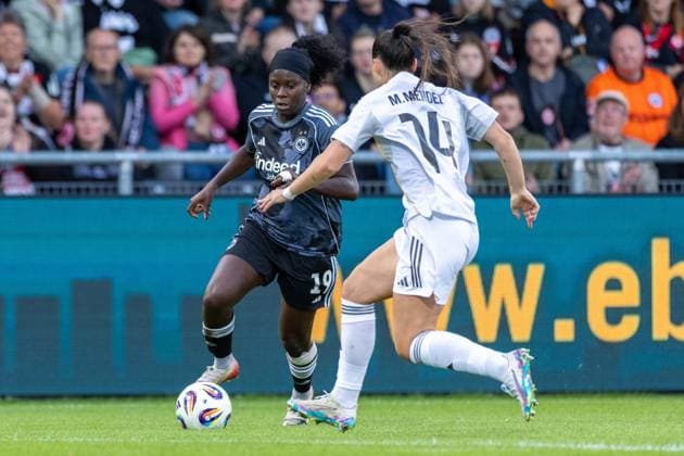 UWCL Qualification Eintracht Frankfurt Real Madrid, 11 09 2025 Nicole Anyomi Eintracht Frankfurt, 19 with ball on the wing against María Méndez Real Madrid, 14 First leg of the UEFA Womens Champions League Qualification, 3rd round, between Eintracht Frankfurt and Real Madrid at Stadion am Brentanobad in Frankfurt am Main on 11 09 2025 Copyright: xBEAUTIFULxSPORTS Hahnex
