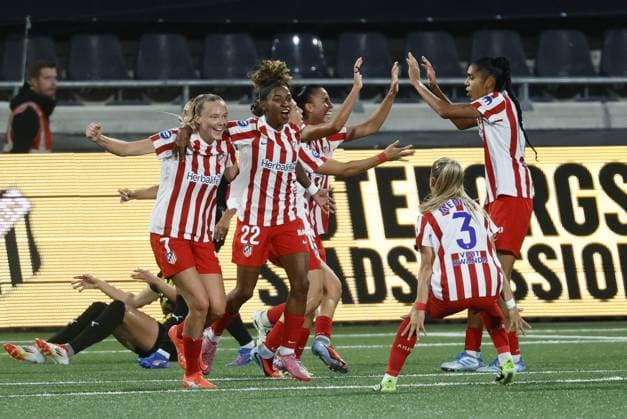 GÖTEBORG, SWEDEN 20250911 AtlÃ ticos 22 Luany celebrates 0-1 with teammates during Thursdays soccer match, third qualifying round match 1 in the best of 2, between BK Häcken and AtlÃ tico de Madrid at Bravida arena GÖTEBORG SWEDEN x9200x  Copyright: xAdamxIhse TTx CHAMPIONS LEAGUE HÄCKEN-ATLETICO MADRID