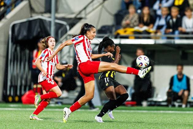250911 Lauren of Atletico Madrid and Monica Jusu Bah of Häcken during the UEFA Women™s Champions League play off football match between Häcken and Atletico Madrid on September 11, 2025 in Göteborg Photo Michael Erichsen BILDBYRAN COP 89 MI0874 fotboll football soccer fotball uefa womens champions league häcken atletico madrid dam bbeng play offsbbauto  Copyright: MICHAELxERICHSEN BB250911MI025