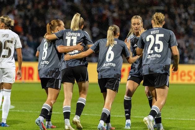 UWCL Qualification Eintracht Frankfurt Real Madrid, 11 09 2025 Celebration for 1 2 by Nicole Anyomi Eintracht Frankfurt, 19 goal goal celebration Joy first leg of the UEFA Womens Champions League Qualification, 3rd round, between Eintracht Frankfurt and Real Madrid at the Stadion am Brentanobad in Frankfurt am Main on 11 09 2025 Copyright: xBEAUTIFULxSPORTS Hahnex