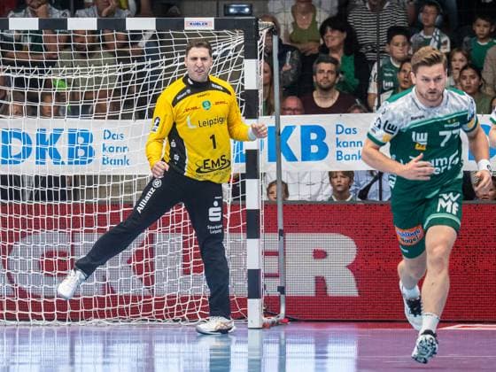 Domenico Ebner SC DHfK Leipzig, 01 cheers after a save, Frisch Auf Goeppingen vs SC DHfK Leipzig, Handball, 1 Bundesliga, Men, Season 2025 2026, 11 09 2025, Frisch Auf Goeppingen vs SC DHfK Leipzig, Handball, 1 Bundesliga, Men, Season 2025 2026, 11 09 2025 Goeppingen Copyright: xEibner-Pressefoto MichaelxSchmidx EP_MST