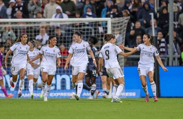 DEU, Frankfurt, Eintracht Frankfurt vs Real Madrid, Womens Champions League, UEFA, Season 2526, Stadion am Bretanobad, Qualification round 3, Signe Bruun Real Madrid 9 scores the goal for 2 0, Celebration with Sara Däbritz Real Madrid 8 DFB DFL REGULATIONS PROHIBIT ANY USE OF PHOTOGRAPHS AS IMAGE SEQUENCES AND OR QUASI VIDEO, 11 09 2025, Copyright: HMBxMedia HendrikxHamelau