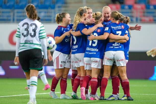 Champions League Women s Qualification Valerenga Ferencvaros 3 0 Oslo 20250911 Valerenga celebrates after victory in the Champions League qualifying match between Valerenga Ferencvaros at Intility Arena Photo Cornelius Poppe NTB Oslo Norway EDITORIAL USE ONLY RESTRICTED USE FOR BETTING COMPANIES  Copyright: xCorneliusxPoppex xNTBx
