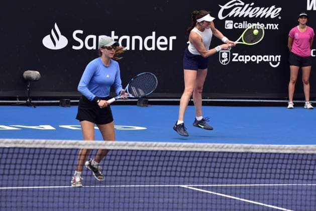 WTA GUADALAJARA 250 OPEN WTA GUADALAJARA 250 OPEN CONTRERAS MARINO VS OLMOS SUTJIADI 11092025 GUADALAJARA, JALISCO Action photo of Fernanda Contreras and Rebecca Marino, during day 4 the WTA Guadalajara 250 Open, held at the Centro Panamericano de Tenis of Guadalajara, Jalisco, Mexico Action photo of Fernanda Contreras and Rebecca Marino, during day 4 of the WTA Guadalajara 250 Open, held at the Centro Panamericano de Tenis of Guadalajara, Jalisco, Mexico PHOTO BY IMAGENSHOP AGENCIA FOTOGRAFICA GUADALAJARA JALISCO MEXICO Copyright: xIMAGENSHOPxAGENCIAxFOTOGRAFICAx