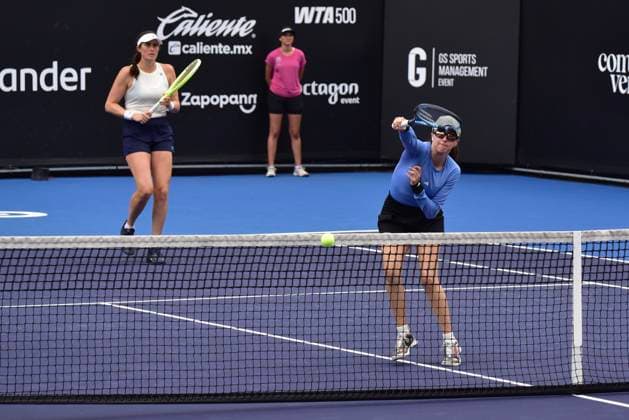 WTA GUADALAJARA 250 OPEN WTA GUADALAJARA 250 OPEN CONTRERAS MARINO VS OLMOS SUTJIADI 11092025 GUADALAJARA, JALISCO Action photo of Fernanda Contreras and Rebecca Marino, during day 4 the WTA Guadalajara 250 Open, held at the Centro Panamericano de Tenis of Guadalajara, Jalisco, Mexico Action photo of Fernanda Contreras and Rebecca Marino, during day 4 of the WTA Guadalajara 250 Open, held at the Centro Panamericano de Tenis of Guadalajara, Jalisco, Mexico PHOTO BY IMAGENSHOP AGENCIA FOTOGRAFICA GUADALAJARA JALISCO MEXICO Copyright: xIMAGENSHOPxAGENCIAxFOTOGRAFICAx