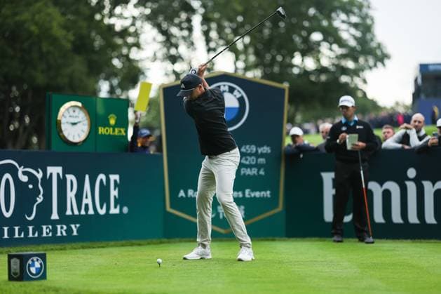 11th September 2025; Wentworth Club, London, England; The BMW PGA, Golf Herren Championship Round 1; Ludvig Aberg& x2003;of Sweden tees off from the 3rd tee  HenningxvonxJagow
