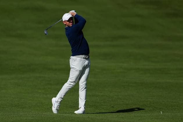 11th September 2025; Wentworth Club, London, England; The BMW PGA, Golf Herren Championship Round 1; Rory McIlroy of Northern Ireland plays a shot on the 4th hole  HenningxvonxJagow