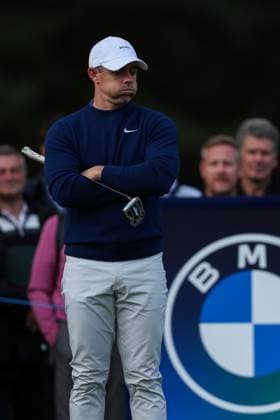 11th September 2025; Wentworth Club, London, England; The BMW PGA, Golf Herren Championship Round 1; Rory McIlroy of Northern Ireland looks dejected on the 6th hole  HenningxvonxJagow
