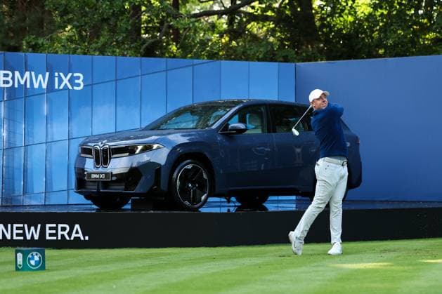 11th September 2025; Wentworth Club, London, England; The BMW PGA, Golf Herren Championship Round 1; Rory McIlroy of Northern Ireland tees off from the 14th tee  HenningxvonxJagow