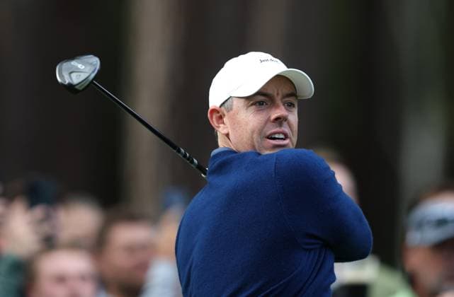 . - BMW PGA, Golf Herren Championship 2025, Day One, DP World Tour, Wentworth Golf Club, Virginia Water, Surrey, England.- 11th September 2025. (C) Daniel Weir Crystal Pix Rory Mcilroy Of Northern Ireland hits a tees shot on the 9th hole during the BMW PGA Championship 2025 Day One . - BMW PGA Championship 2025, Day One, DP World Tour, Wentworth Golf Club, Virginia Water, Surrey, England.- 11th September 2025. (C) Daniel Weir Crystal Pix Surrey Wentworth Golf Club United Kingdom Copyright: xDanielxWeirx CP_BMW_PGA_Championship_2025_Day_One_104