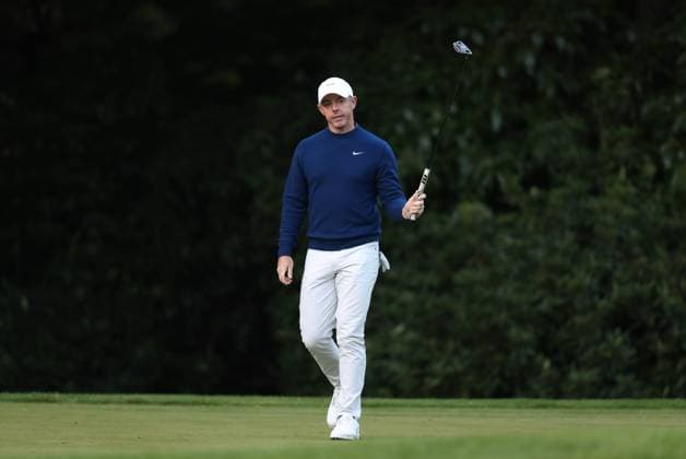. - BMW PGA, Golf Herren Championship 2025, Day One, DP World Tour, Wentworth Golf Club, Virginia Water, Surrey, England.- 11th September 2025. (C) Daniel Weir Crystal Pix Rory Mcilroy Of Northern Ireland celebrates a birdie on the 16th hole during the BMW PGA Championship 2025 day one. - BMW PGA Championship 2025, Day One, DP World Tour, Wentworth Golf Club, Virginia Water, Surrey, England.- 11th September 2025. (C) Daniel Weir Crystal Pix Surrey Wentworth Golf Club United Kingdom Copyright: xDanielxWeirx CP_BMW_PGA_Championship_2025_Day_One_121