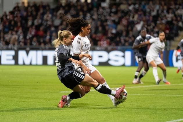 11 09 2025, xhfmx, Soccer Quali Champions League, Eintracht Frankfurt Women Real Madrid Women v l Nadine Riesen Eintracht Frankfurt in duel with Yasmim Assis Ribeiro Real Madrid DFL DFB REGULATIONS PROHIBIT ANY USE OF PHOTOGRAPHS as IMAGE SEQUENCES and or QUASI VIDEO Frankfurt