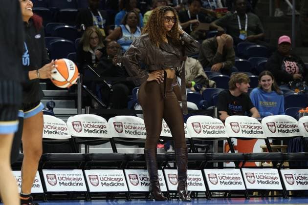 Chicago, USA, September 11, 2025: Angel Reese (5 Chicago Sky) is seen before the game between the Chicago Sky and New York Liberty on Thursday September 11, 2025 at Wintrust Arena, Chicago, USA. (NO COMMERCIAL USAGE) (Shaina Benhiyoun SPP) Copyright: xShainaxBenhiyoun SPPx spp-en-ShBe-8P6A1807
