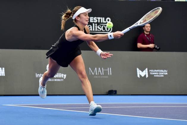 WTA GUADALAJARA 250 OPEN WTA GUADALAJARA 250 OPEN OSORIO VS JOVIC 11092025 GUADALAJARA, JALISCO Action photo of Iva Jovic of the USA, during day 4 the WTA Guadalajara 250 Open, held at the Centro Panamericano de Tenis of Guadalajara, Jalisco, Mexico Action photo of Iva Jovic of the USA, during day 4 of the WTA Guadalajara 250 Open, held at the Centro Panamericano de Tenis of Guadalajara, Jalisco, Mexico PHOTO BY IMAGENSHOP AGENCIA FOTOGRAFICA GUADALAJARA JALISCO MEXICO Copyright: xIMAGENSHOPxAGENCIAxFOTOGRAFICAx