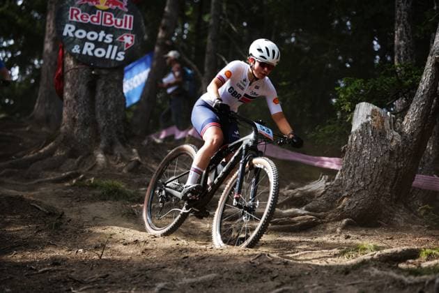 2025 UCI Mountain Bike World Championships Picture by Ed Sykes SWpix.com - 12 09 2025 - Cycling - 2025 UCI Mountain Bike World Championships - Cross-country Olympic - Crans Montana, Valais, Switzerland - Women Junior - Zoe Roche (Great Britain) Copyright: x xSWpix.comx(t axPhotographyxHubxLtd)xEdxSykes SWpix.comx SWP-3030-3474