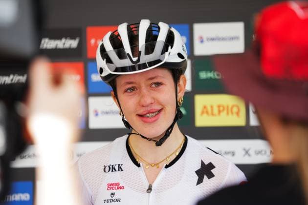 2025 UCI Mountain Bike World Championships Picture by Ed Sykes SWpix.com - 12 09 2025 - Cycling - 2025 UCI Mountain Bike World Championships - Cross-country Olympic - Crans Montana, Valais, Switzerland - Women Junior - Anja Grossmann (Switzerland) after finishing second Copyright: x xSWpix.comx(t axPhotographyxHubxLtd)xEdxSykes SWpix.comx SWP-3030-3549
