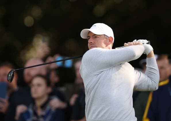 . - BMW PGA, Golf Herren Championship 2025, Day Two, DP World Tour, Wentworth Golf Club, Virginia Water, Surrey, England.- 12th September 2025. (C) Daniel Weir Crystal Pix Rory Mcilroy Of Northern Ireland takes a tee shot during the BMW PGA Championship 2025 Day Two. - BMW PGA Championship 2025, Day Two, DP World Tour, Wentworth Golf Club, Virginia Water, Surrey, England.- 12th September 2025. (C) Daniel Weir Crystal Pix Surrey Wentworth Golf Club United Kingdom Copyright: xDanielxWeirx CP_BMW_PGA_Championship_2025_Day_Two_19