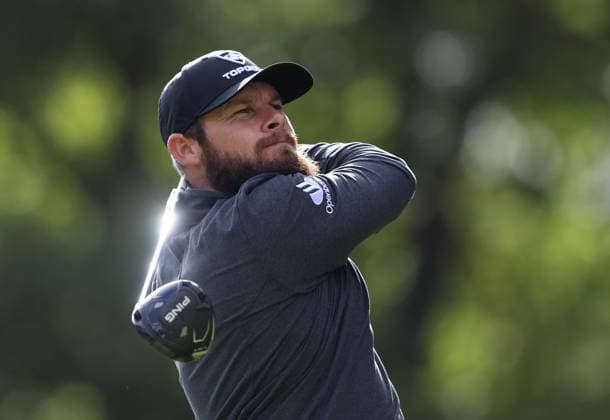 . - BMW PGA, Golf Herren Championship 2025, Day Two, DP World Tour, Wentworth Golf Club, Virginia Water, Surrey, England.- 12th September 2025. (C) Daniel Weir Crystal Pix Tyrrell Hatton Of England takes a tee shot during the BMW PGA Championship 2025 Day Two. - BMW PGA Championship 2025, Day Two, DP World Tour, Wentworth Golf Club, Virginia Water, Surrey, England.- 12th September 2025. (C) Daniel Weir Crystal Pix Surrey Wentworth Golf Club United Kingdom Copyright: xDanielxWeirx CP_BMW_PGA_Championship_2025_Day_Two_29