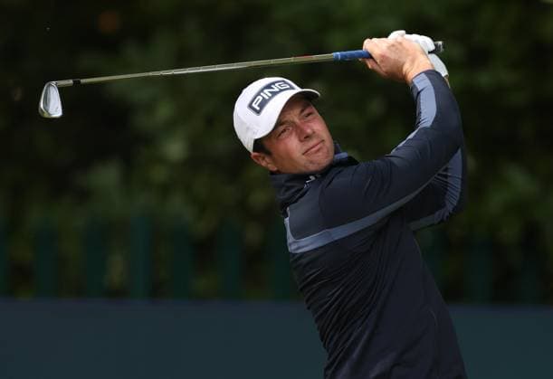 . - BMW PGA, Golf Herren Championship 2025, Day Two, DP World Tour, Wentworth Golf Club, Virginia Water, Surrey, England.- 12th September 2025. (C) Daniel Weir Crystal Pix Viktor Hovland Of Norway takes a tee shot on the 16th hole during the BMW PGA Championship 2025 Day Two. - BMW PGA Championship 2025, Day Two, DP World Tour, Wentworth Golf Club, Virginia Water, Surrey, England.- 12th September 2025. (C) Daniel Weir Crystal Pix Surrey Wentworth Golf Club United Kingdom Copyright: xDanielxWeirx CP_BMW_PGA_Championship_2025_Day_Two_55