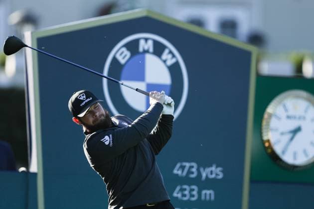 12th September 2025; Wentworth Club, London, England; The BMW PGA, Golf Herren Championship Round 2; Tyrrell Hatton& x2003;of England tees off from the 1st tee  HenningxvonxJagow